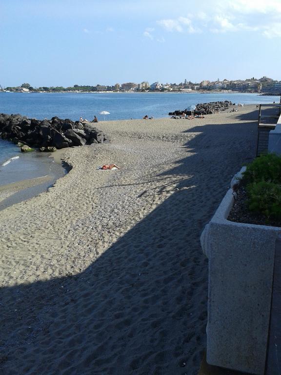 Mare E Monti Villa Giardini Naxos Luaran gambar