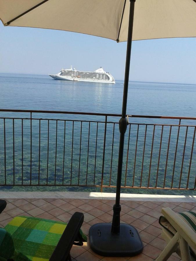 Mare E Monti Villa Giardini Naxos Luaran gambar